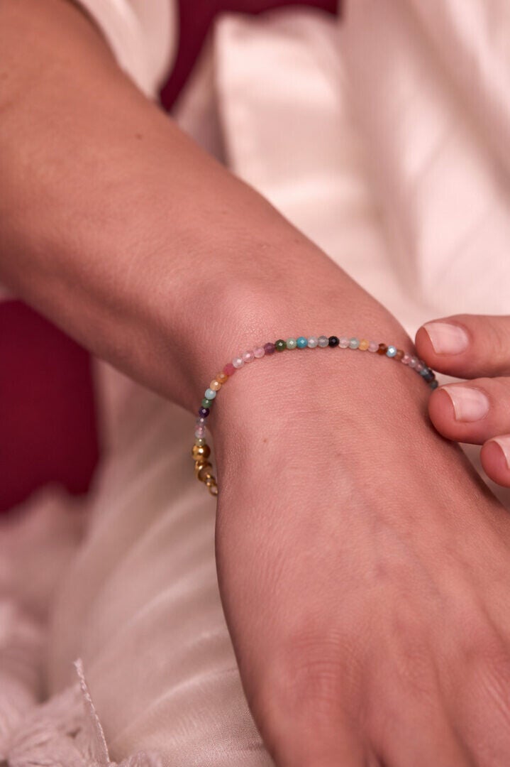 Ellen Beekmans Armbandje met fijne gemstones (multicolori)
