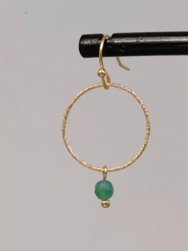 Ellen Beekmans Oorbellen gezandstraalde ring met gemstone ( Groen)
