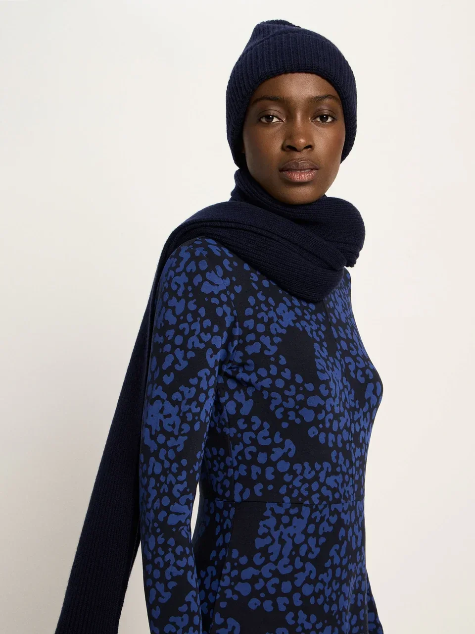 Lanius Muts Wol (Midnight)