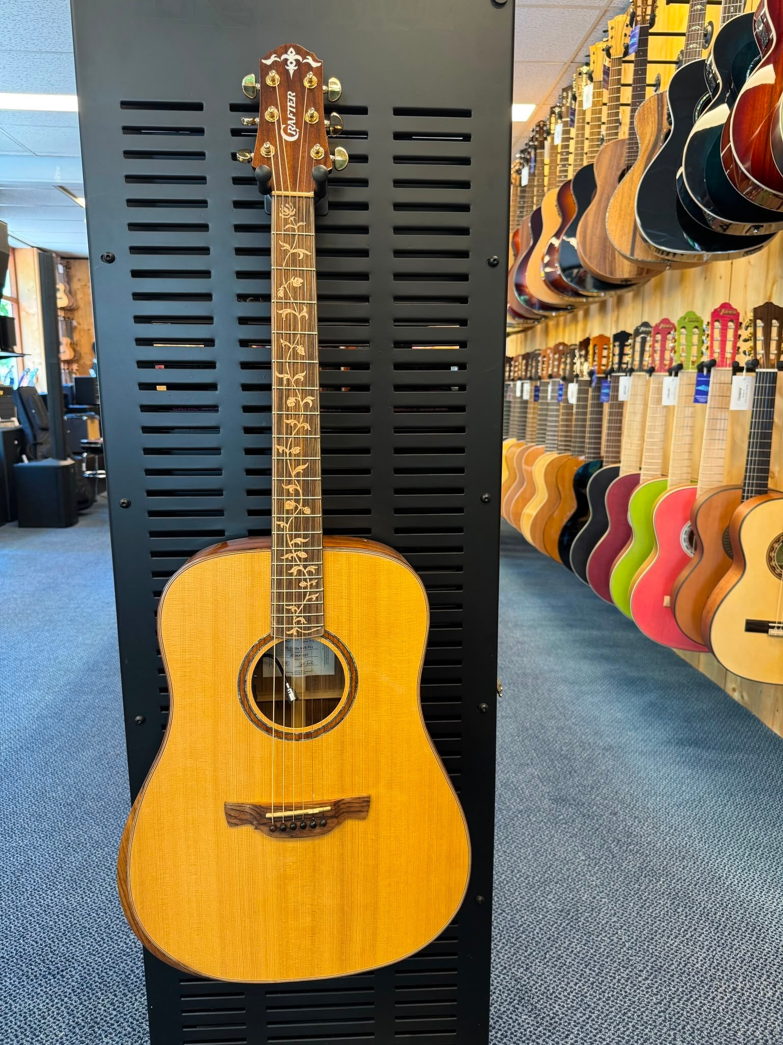 Crafter VL D28E VVS PRO Limited Tree of Life