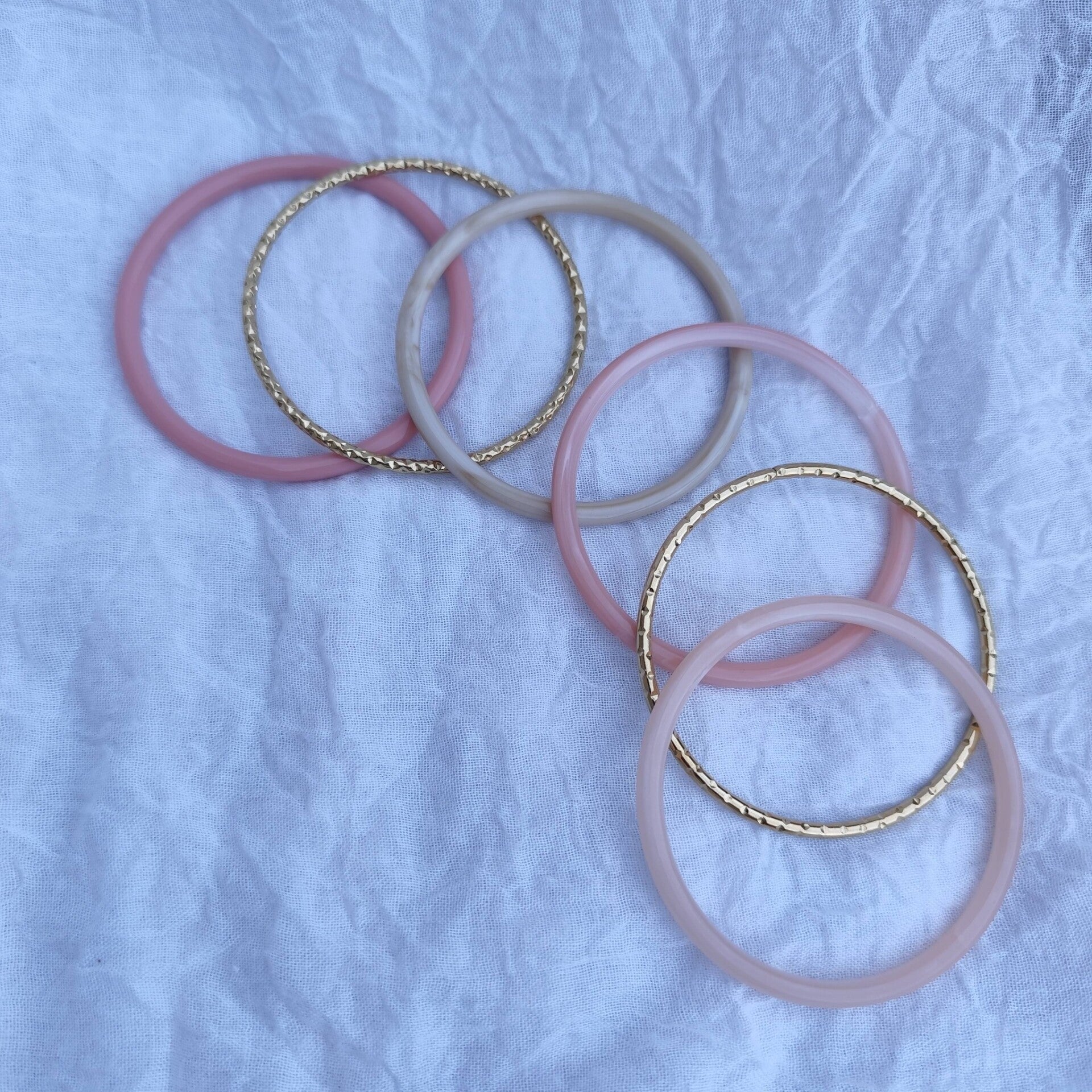 Lot de 6 bracelets "rose"