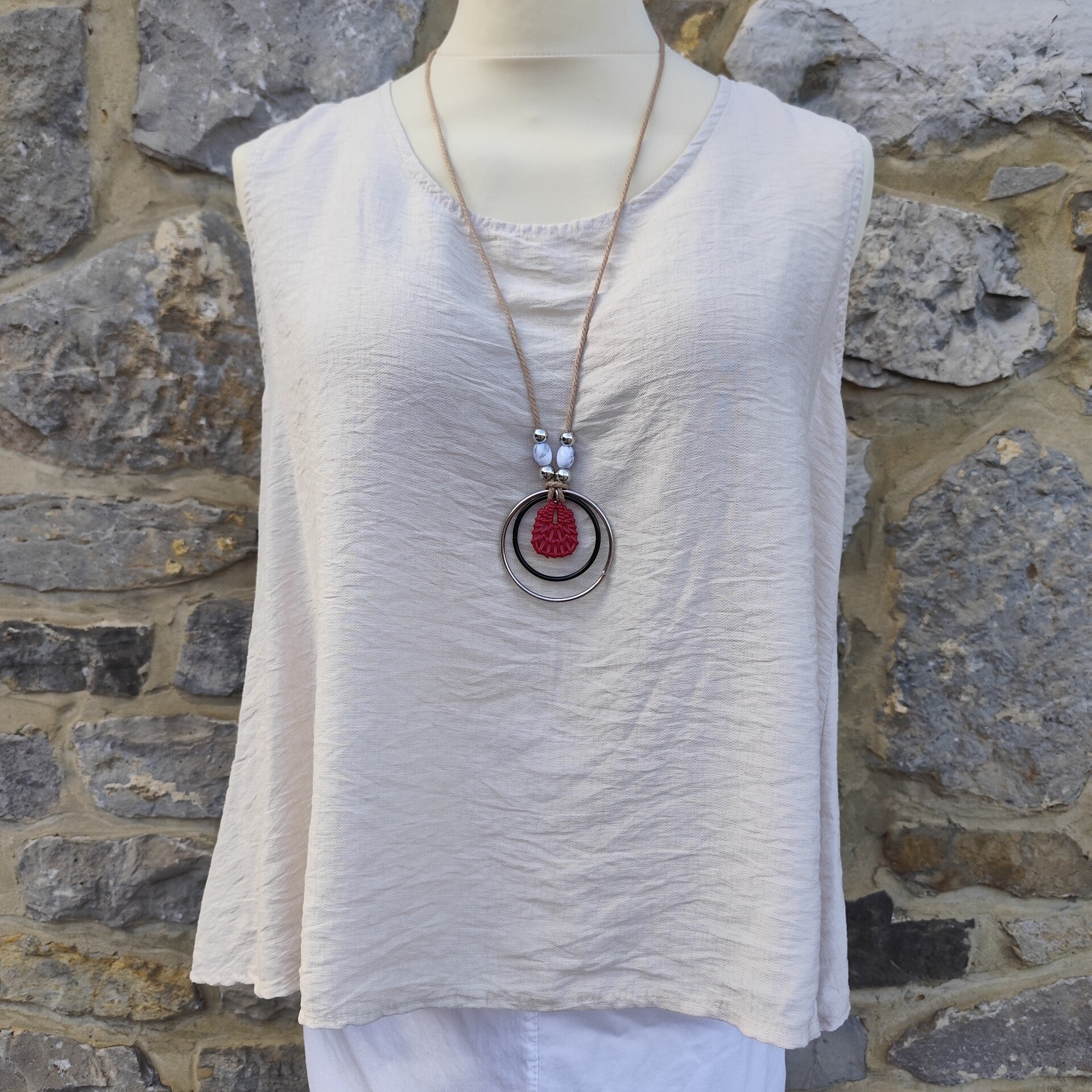 Top + collier