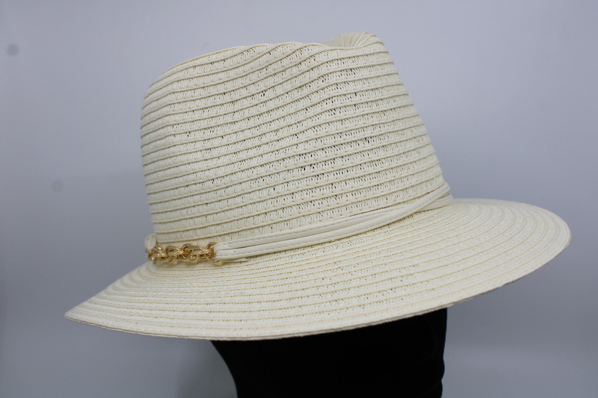 Kinderhoedje Lieke - crème