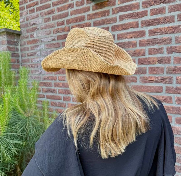 Raffia cowgirl hat