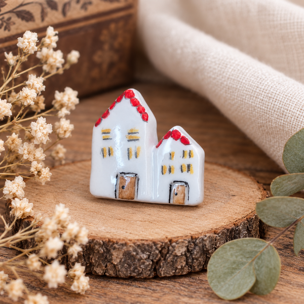 Broche. les maisons. Les minimalistes
