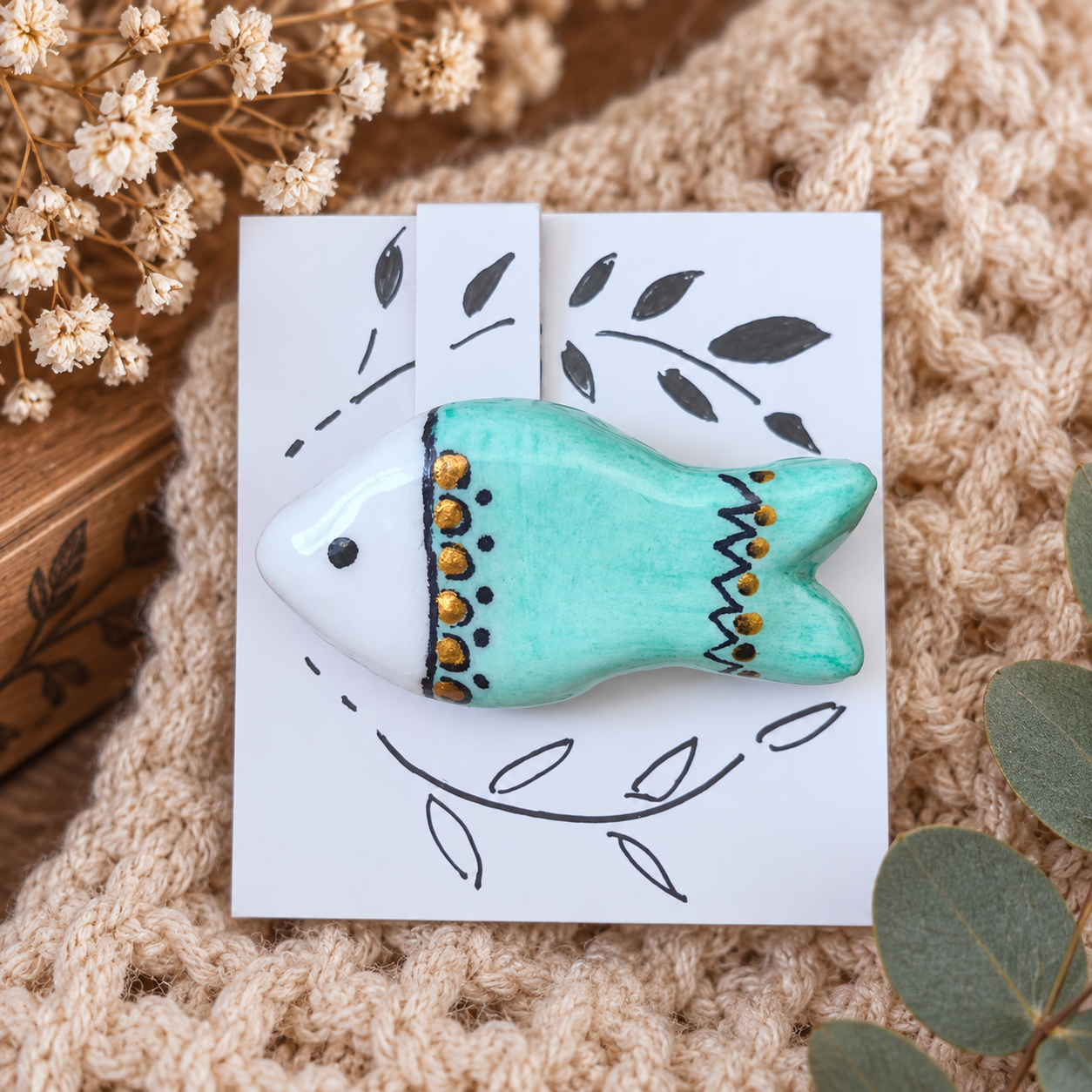 Broche. Le poisson. Les minimalistes