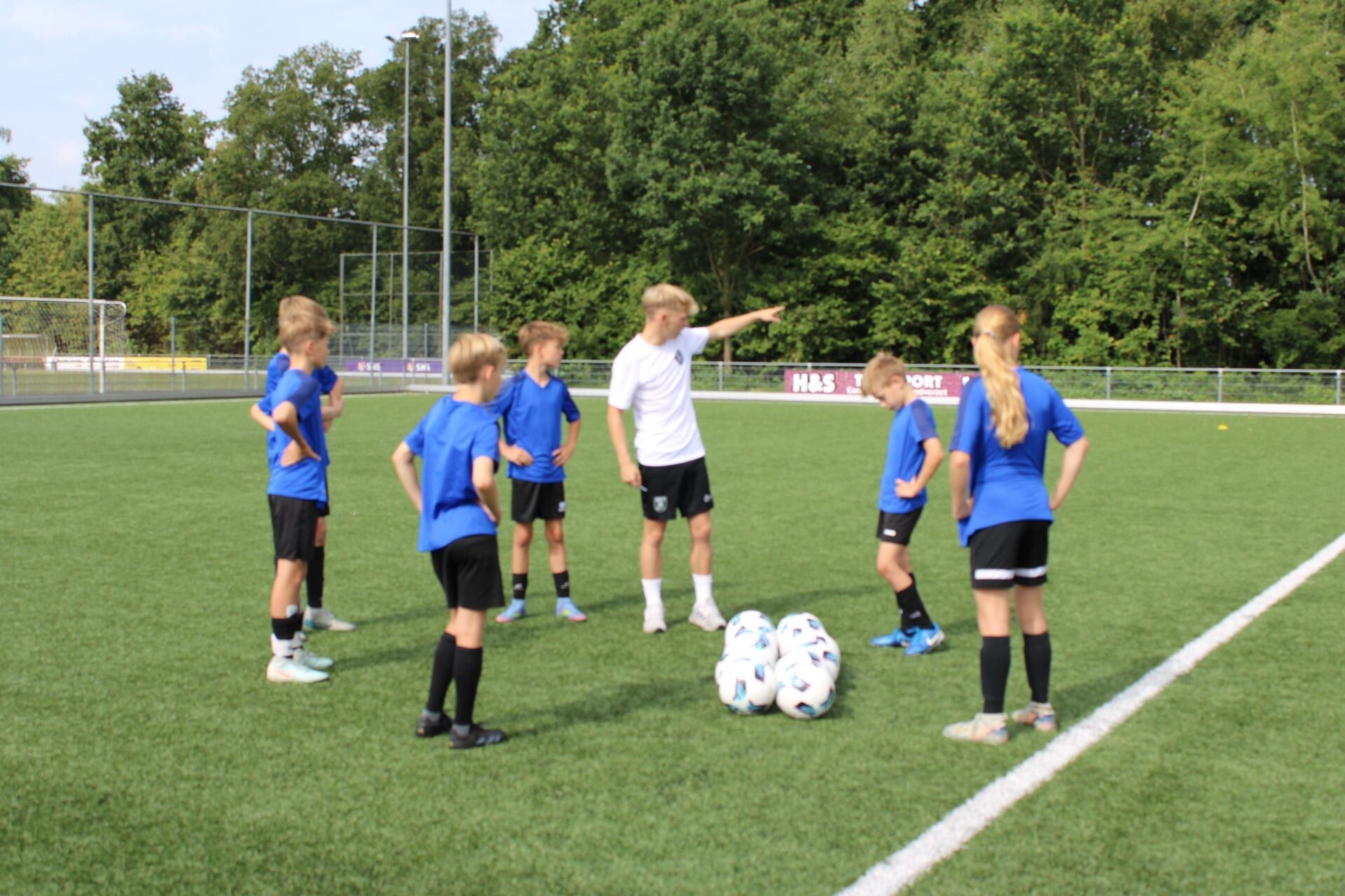 Donderdag 11 juni, 1 uur groepstraining