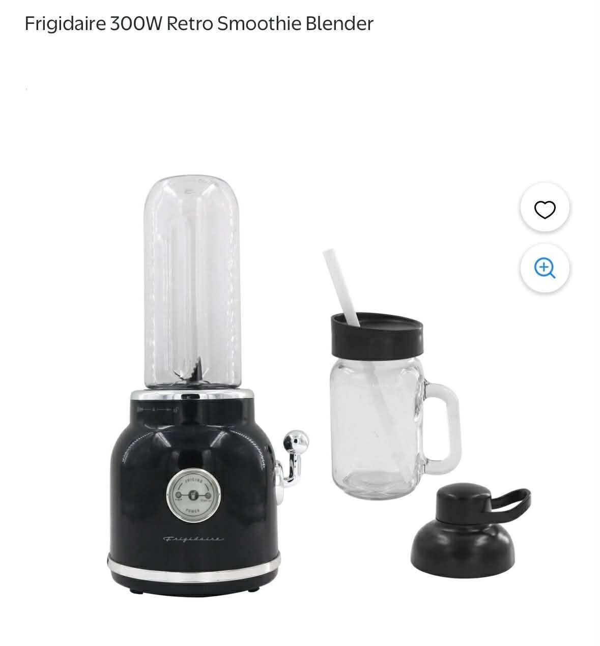 Frigidaire 300W retro smoothie blender with 2 lids and 2 drinking options, black/chrome