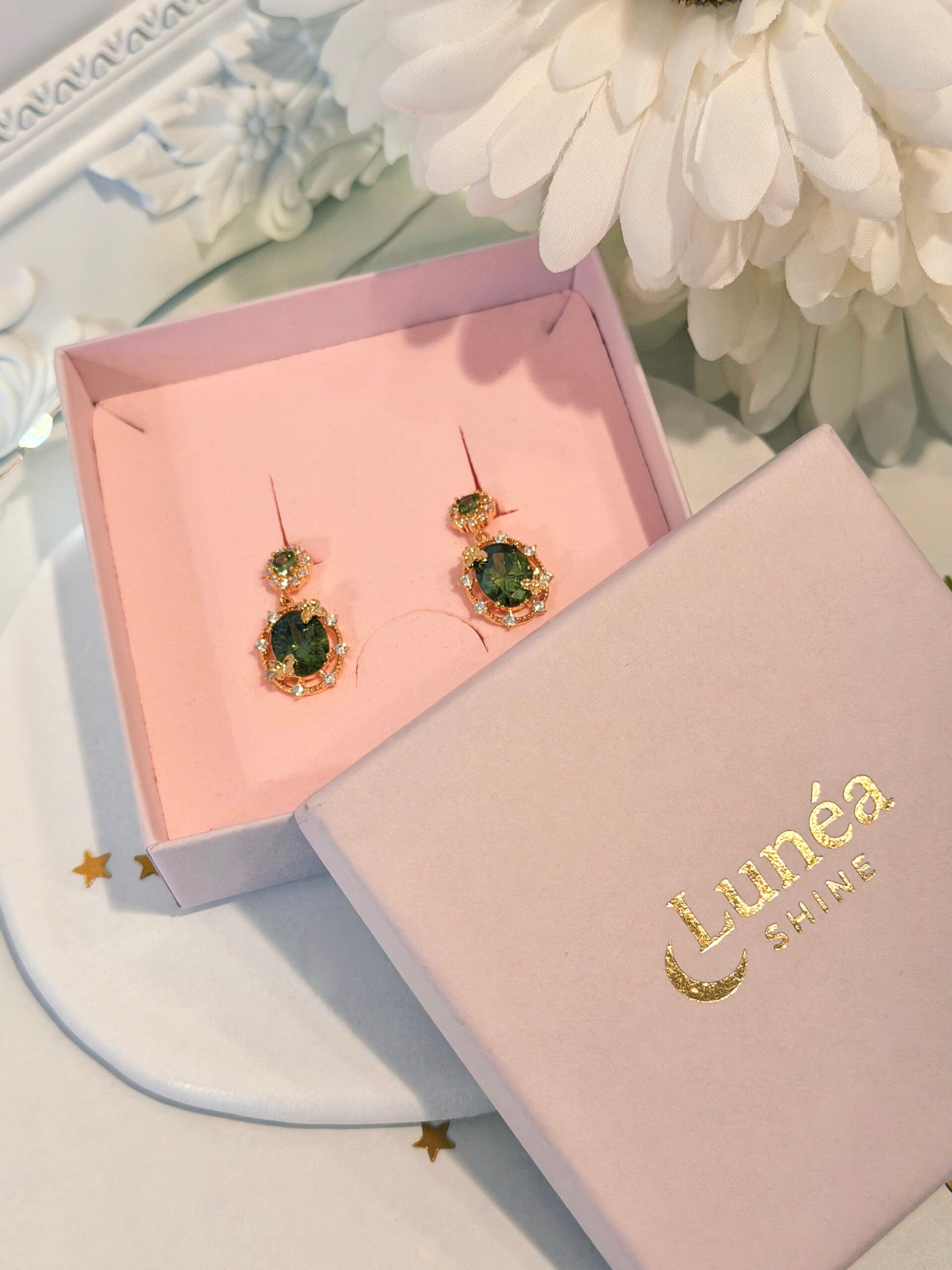 French Butterfly-Ohrringe - Stecker & Tropfenstil