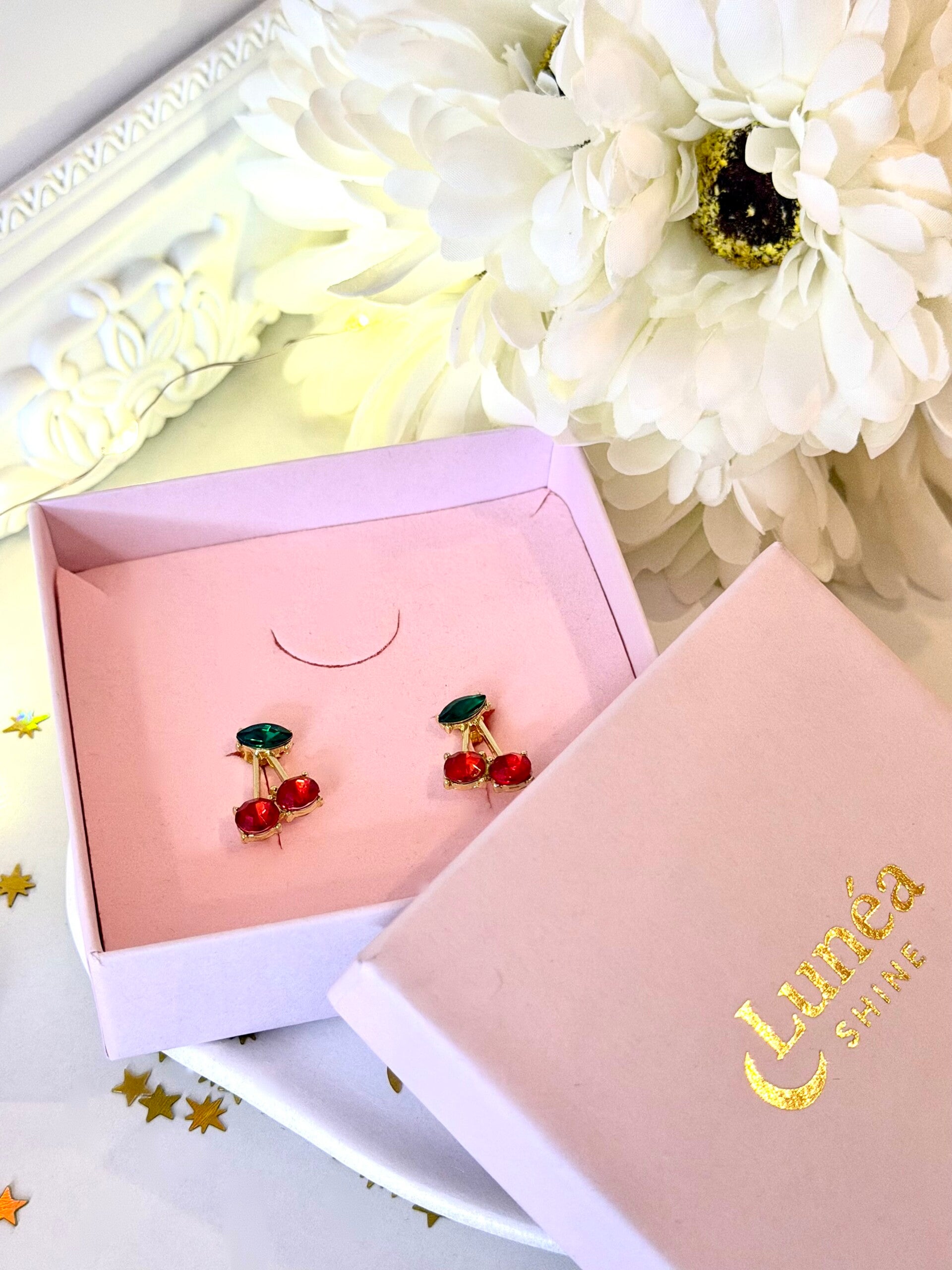 Rote Zirkon-Kirschblatt Ohrstecker