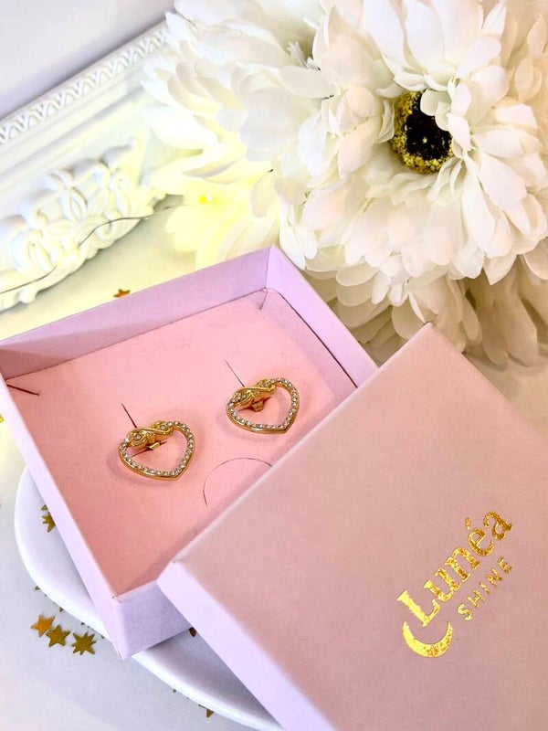 Zeitlose Herz-Ohrstecker