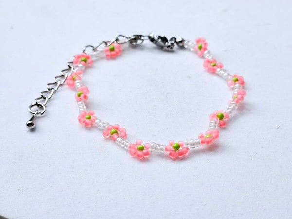 KInderarmband met Bloemetjes en sluiting Nr 6