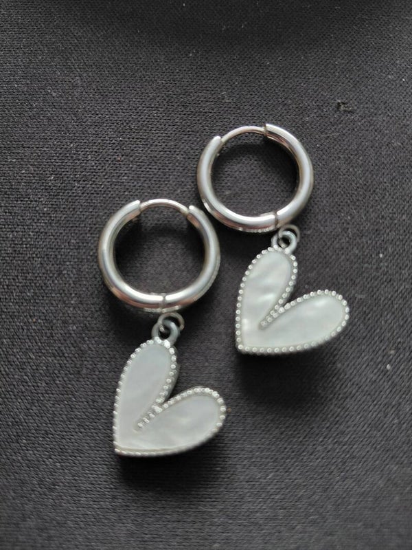 Eigen collectie loop met wit hart