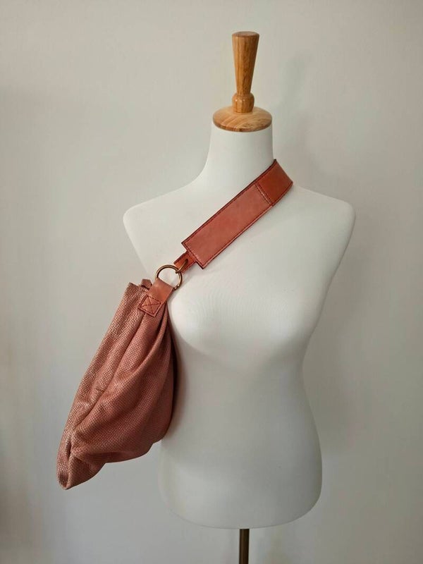 Schultertasche "Waves"