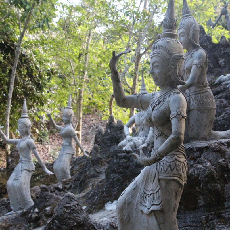 SecretBuddhaGarden-DawanTours-024.jpg