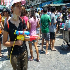 Songkran-DawanTours-057.jpg