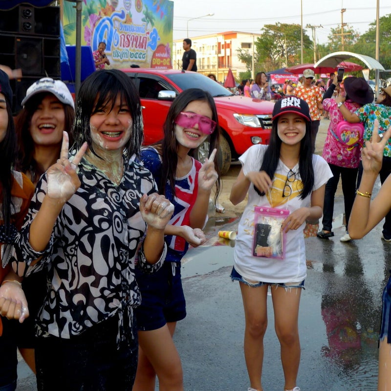 Songkran-DawanTours-051.jpg