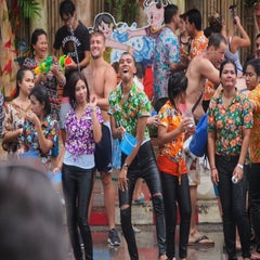 Songkran-DawanTours-034.jpg