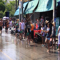 Songkran-DawanTours-005.jpg