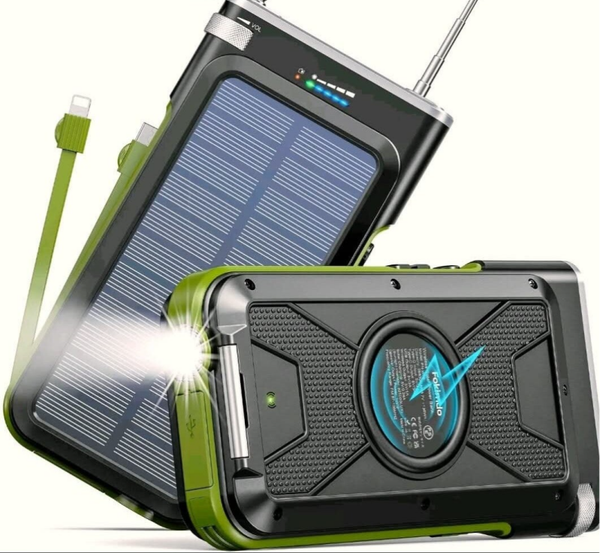 CHARGING PORT SOLAR POWERED WITH FM RADIO