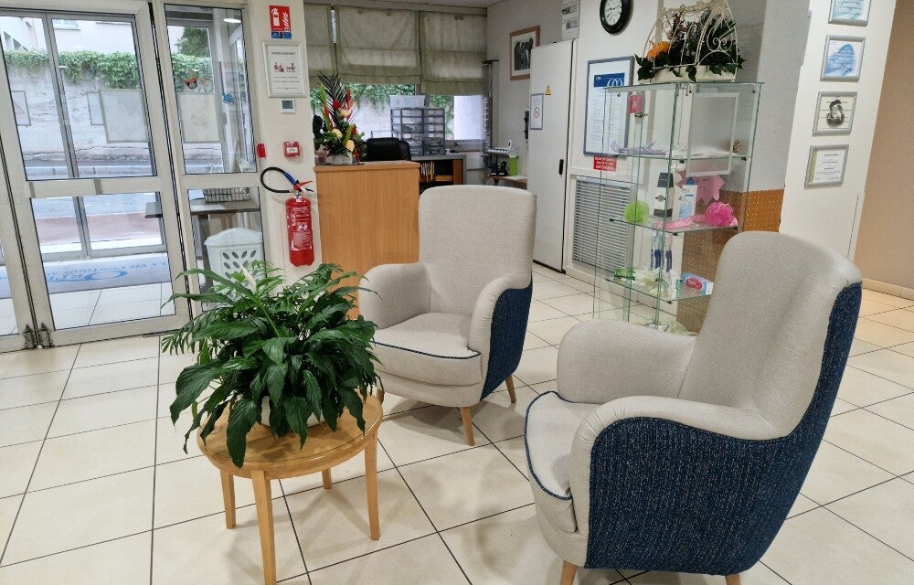 (42) SAINT ETIENNE Chambre Lmnp renta. 5.95 %