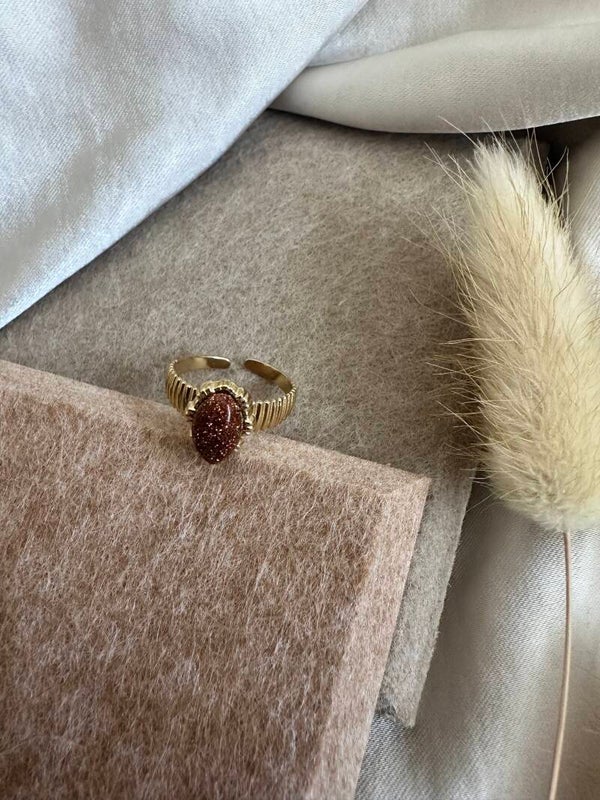 Ring Rose