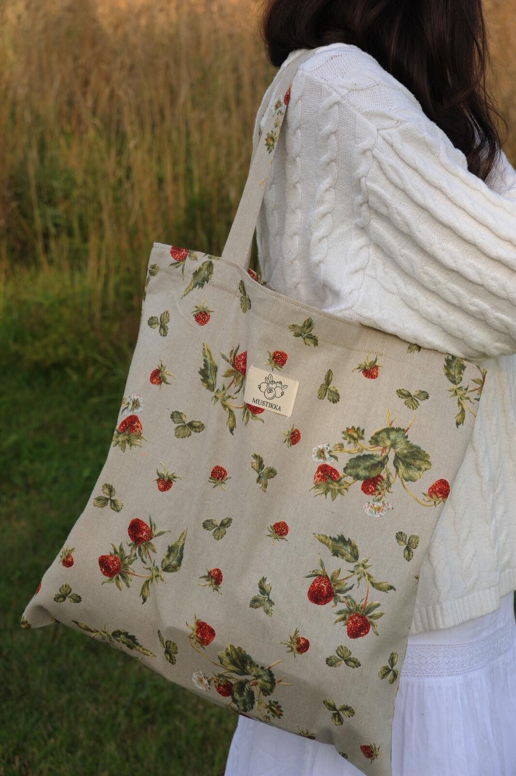 Mansikka kangaskassi