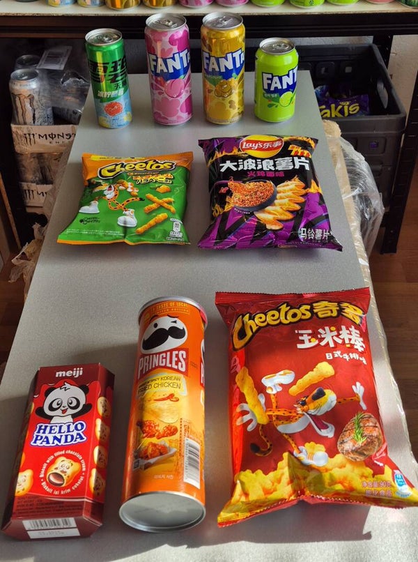 Aziatische Snack Box – 9 Snacks & Drinks