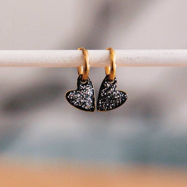 RVS creolen met twinkeling hart – zwart/goud/zilver glitter