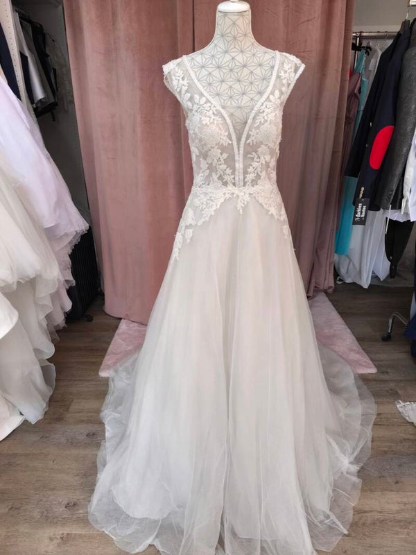 Robe MJ brillante (à la vente uniquement)