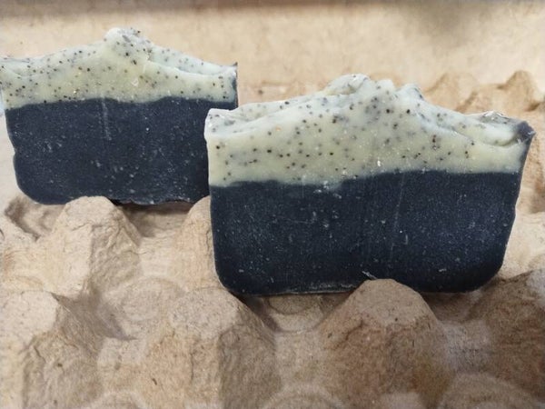 JJ's Super Coconut & poppy seed soap