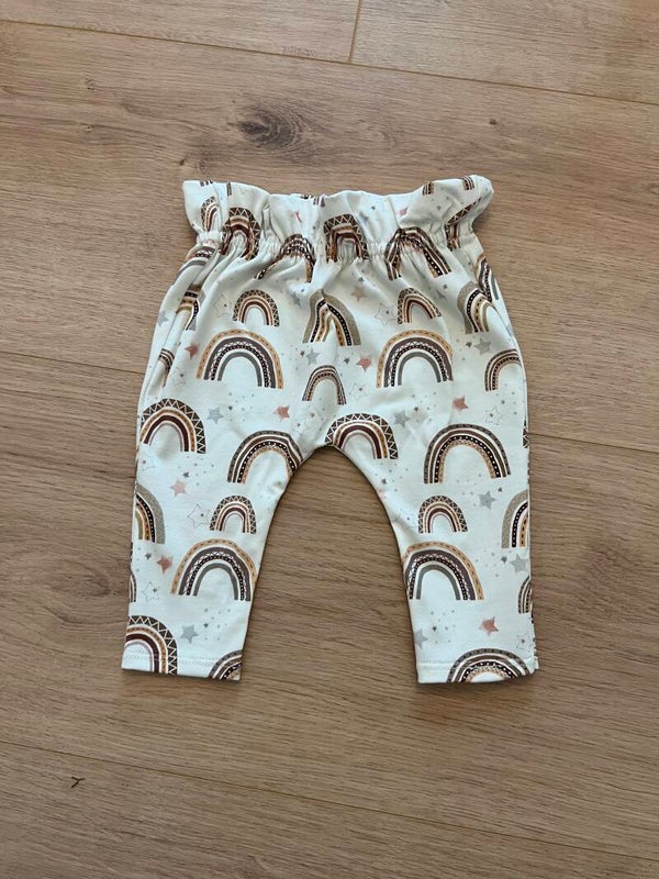 Paperbaghose Regenbogen Braun