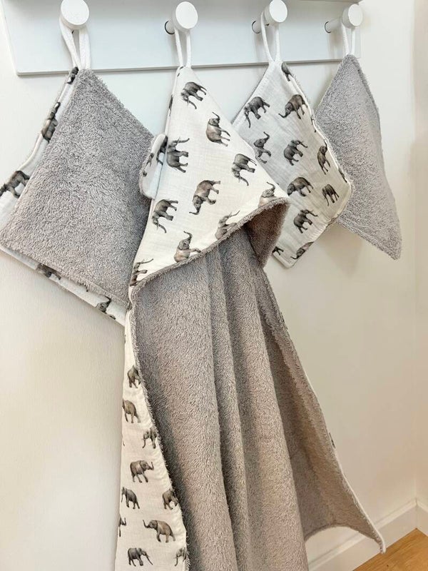 Badehandtuch Elefant Hellgrau