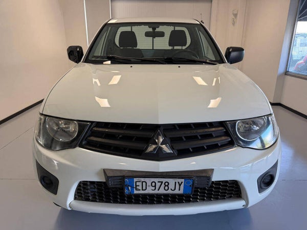 Mitsubishi L200 2011