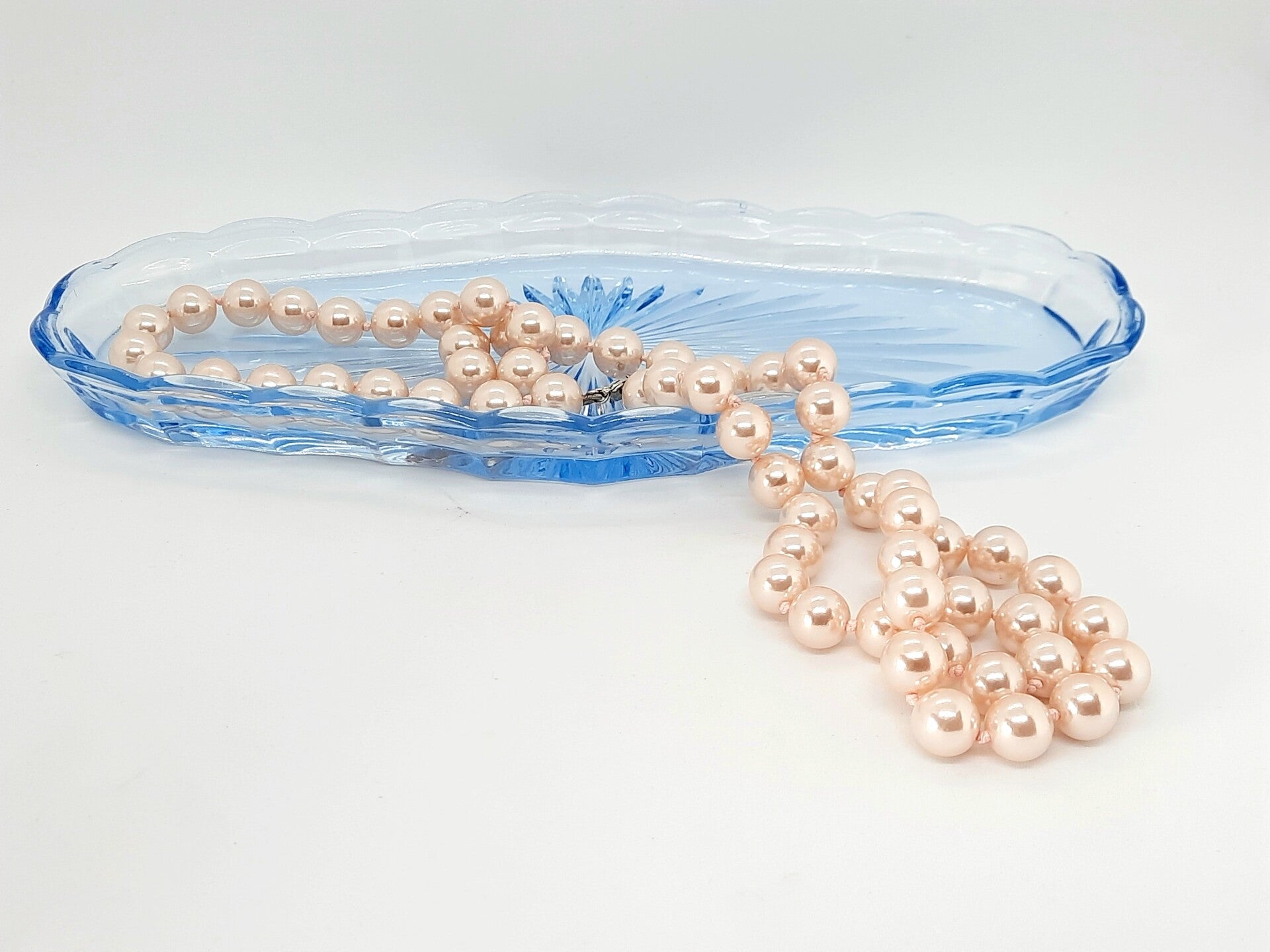 Monet sieraad parelketting roze faux parels
