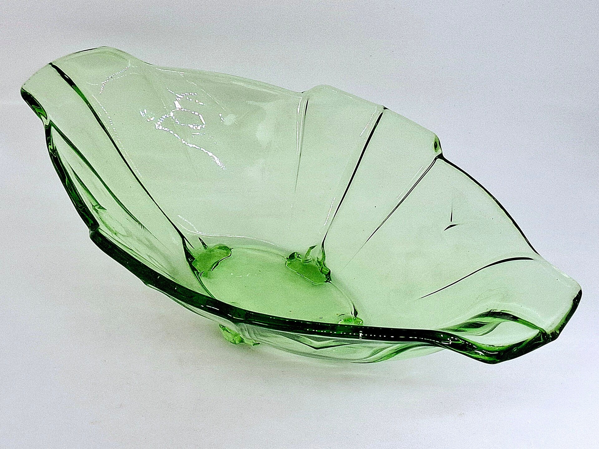 Schaal van groen persglas, Frankrijk