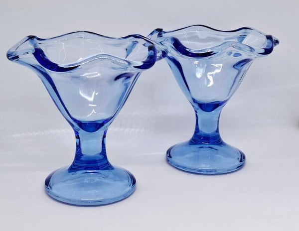 Twee Primavera ijscoupes blauw glas, Italië