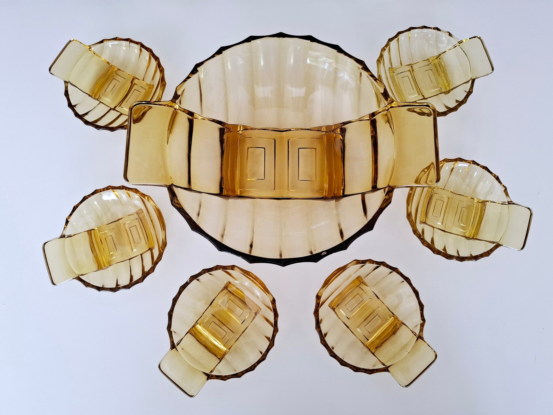 Vintage schalenset persglas amberkleurig