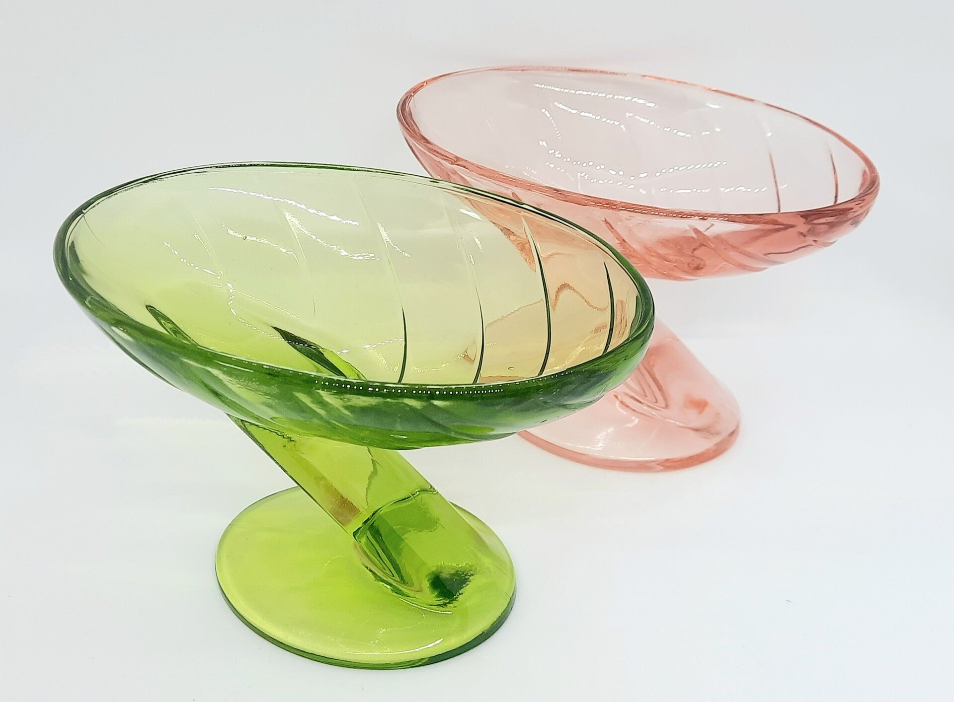 Twee vintage persglas coupes La Rochere