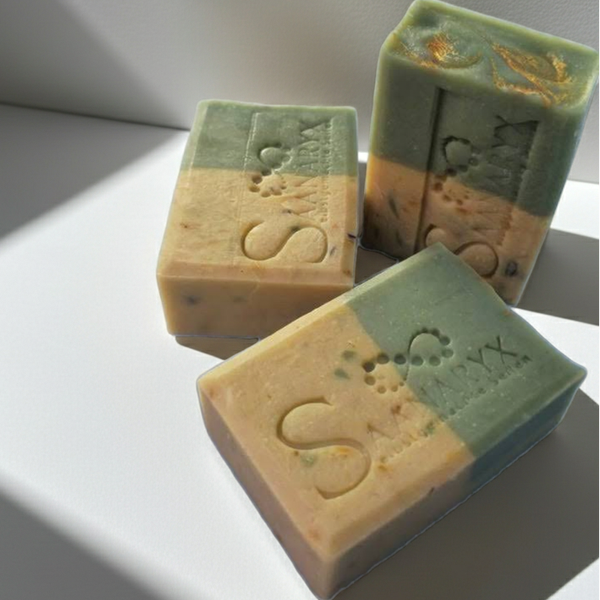 Kéfir Glow – Blauer Spirulina, Kèfir und Aloe Vera Seife