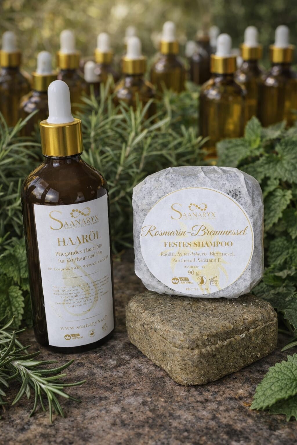 Festes Shampoo Rosmarin Brennnessel mit Haar Elixir von Saanaryx, natürliches Haar-Ritual für schwaches, trockenes und glanzloses Haar, Naturkosmetik Schweiz.