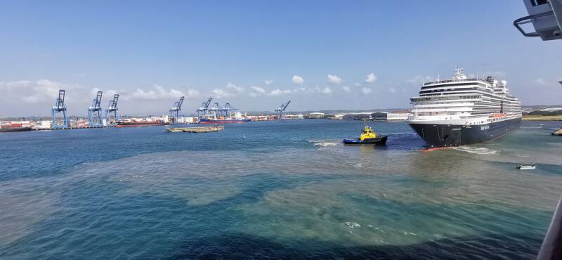 Eurodam im Panamakanal