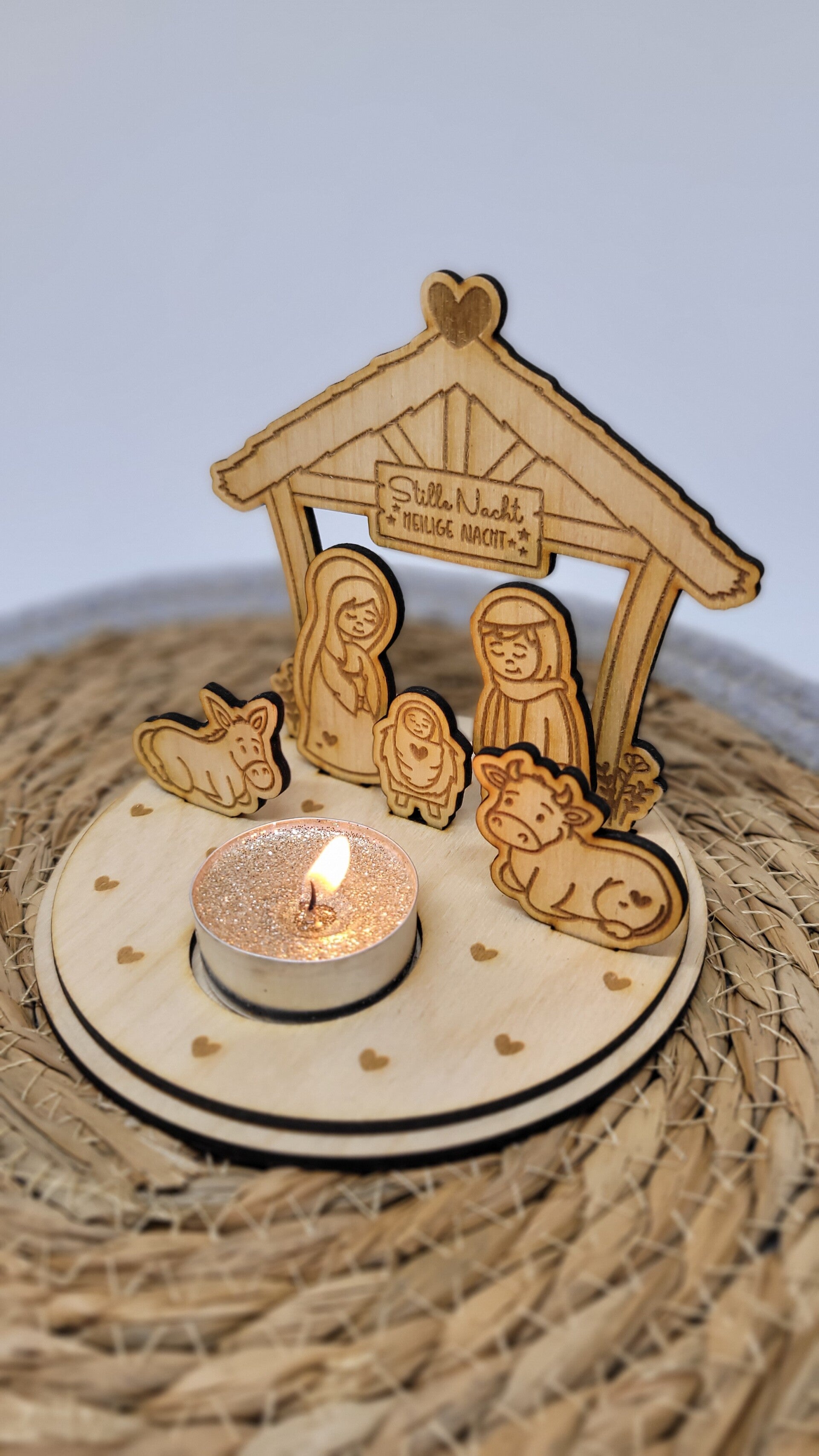 Kleine steckbare Weihnachtskrippe aus Holz mit Teelicht & Glitzer – Liebevolle Krippe 🎄💫