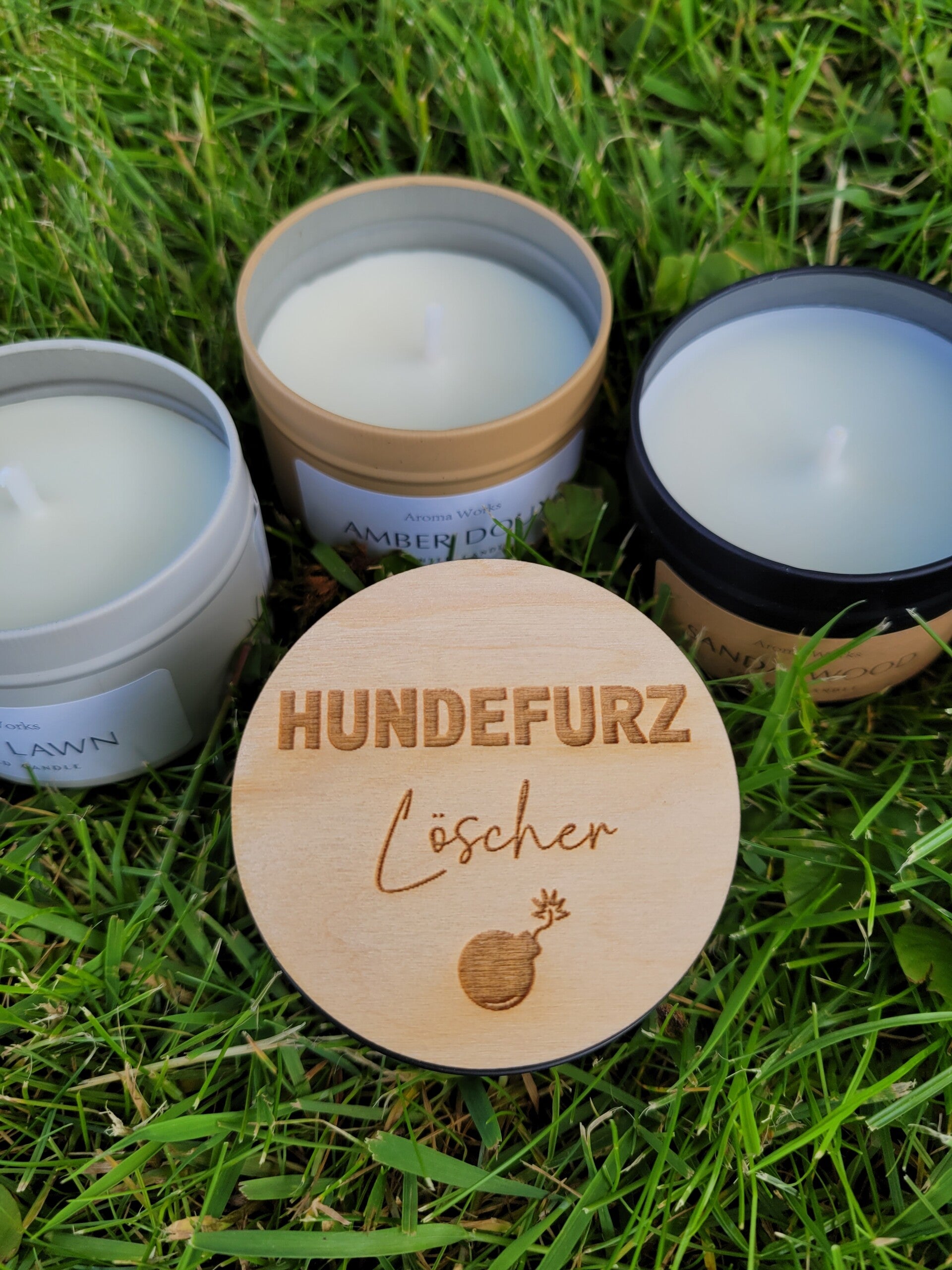 Duftkerze „Hundefurz-Löscher“ 🐶 | Lustiges Geschenk für Hundebesitzer | Gravierte Metalldose | Verschiedene Düfte & Farben