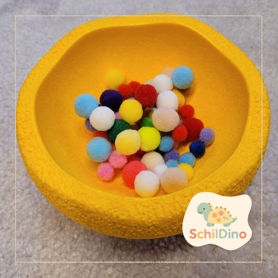 30 Stk Mini Pompons I Zubehör für Stapelsteine I Aktivitätsplatte I Balanciersteine I Feinmotorik I Montessori I zur motorischen Förderung,