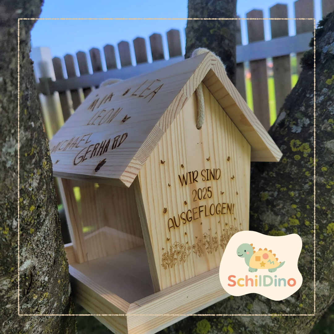 Personalisiertes Vogelhaus „Wir sind ausgeflogen“ – Abschiedsgeschenk Kindergarten, Lehrer & Pädagogen mit Kindernamen