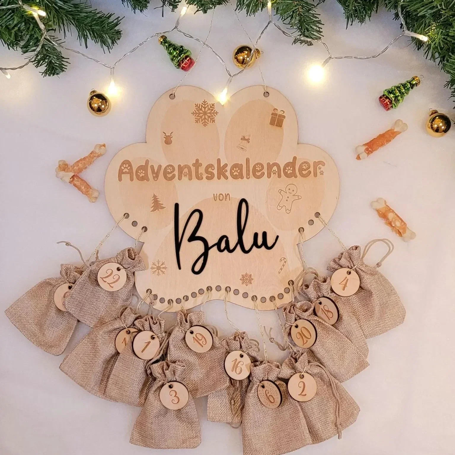 Adventskalender für Hund und Katze aus Holz, personalisierbar, Weihnachtskalender zum Selbstbefüllen mit Namen, DIY Adventskalender Pfote, Hund, Katze