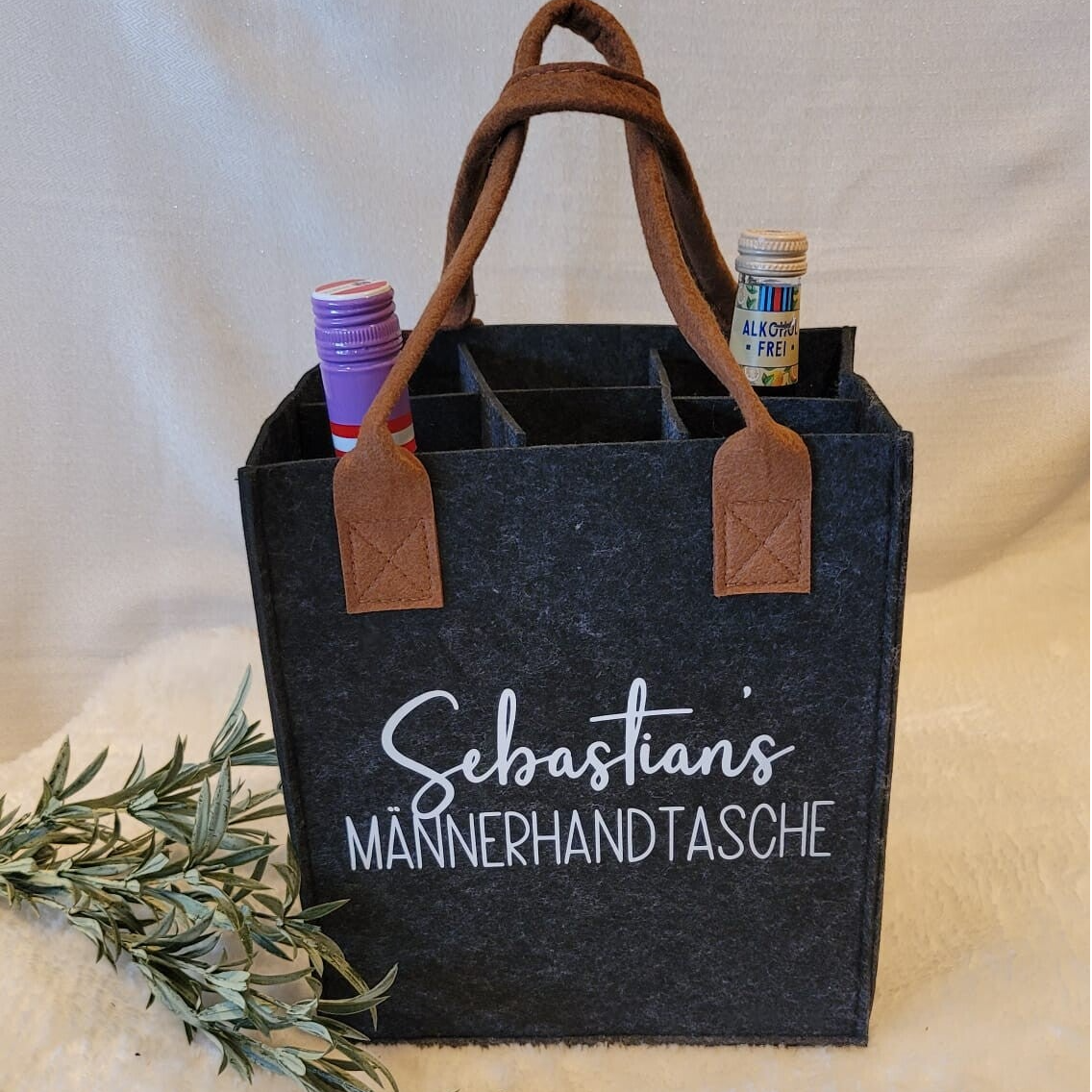 Männerhandtasche für Wein & Bier 🍷🍺 | Filztasche für 6 Flaschen | Personalisiert | Geschenk für Männer 🎁