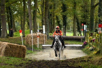 20241019-dsc_7570-standard-bpx485.jpg
