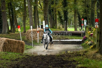 20241019-dsc_7676-standard-aaox3d.jpg